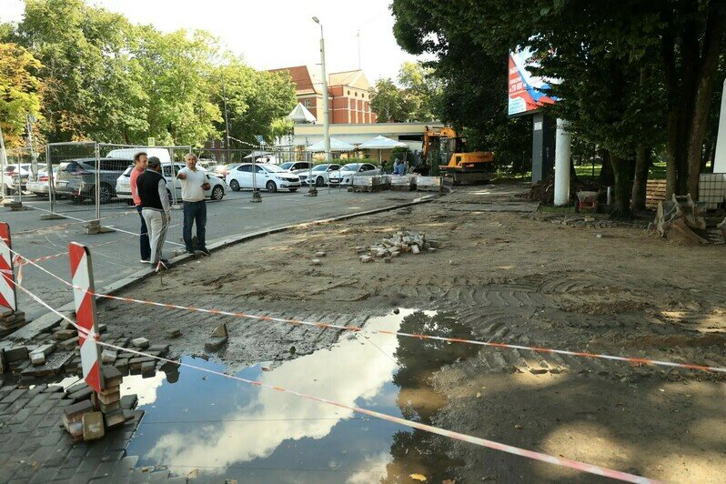 В Калининграде на пересечении Театральной и Дмитрия Донского начали благоустройство - Новости Калининграда | Фото: администрация Калининграда