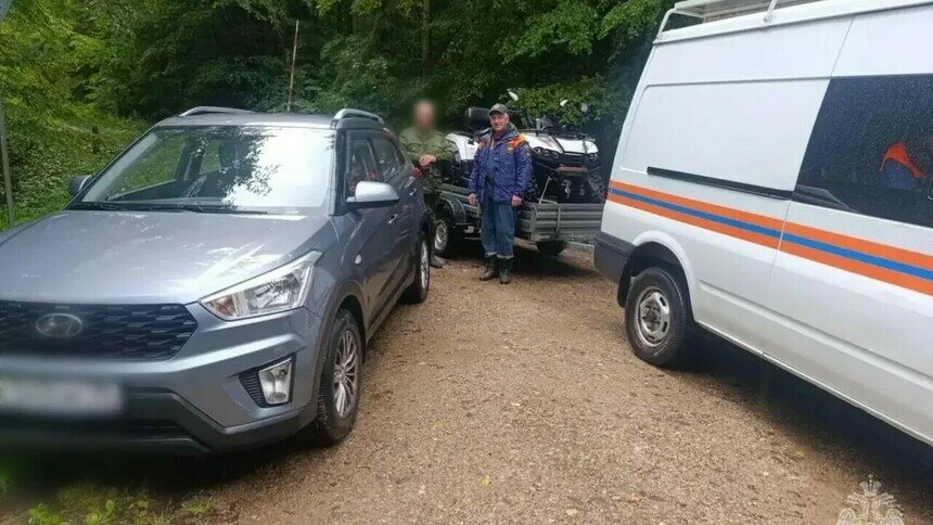 В районе Сосновки 60-летний мужчина заблудился в лесу, его нашли спасатели - Новости Калининграда | Фото: МЧС региона