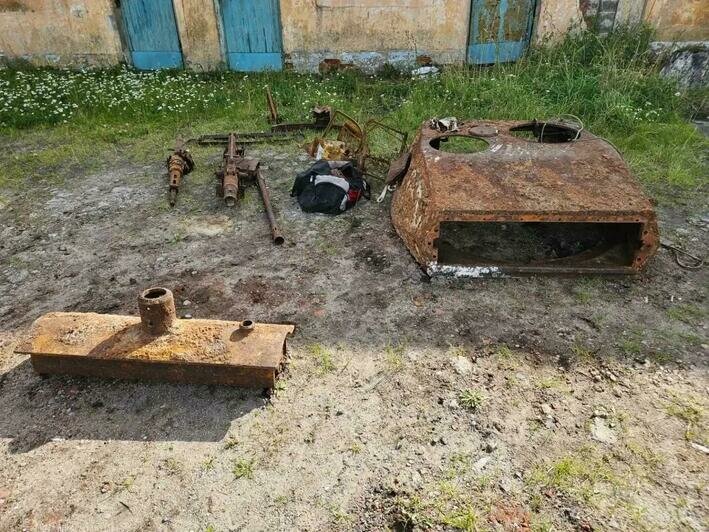 На Балтийской косе нашли редкий немецкий танк времён Второй мировой войны (фото) - Новости Калининграда | Фото: канал губернатора Калининградской области Алексея Беспрозванных / Макс