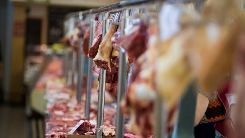 Чьё мясо едят калининградцы: импорт продукции увеличился на 33% - Новости Калининграда | Фото: Александр Подгорчук / Архив «Клопс»