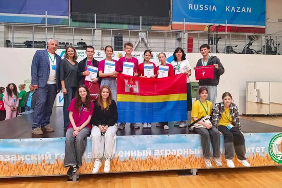 Ребята на конкурсе, представляющие Калининградскую область | Фото: правительство Калининградской области