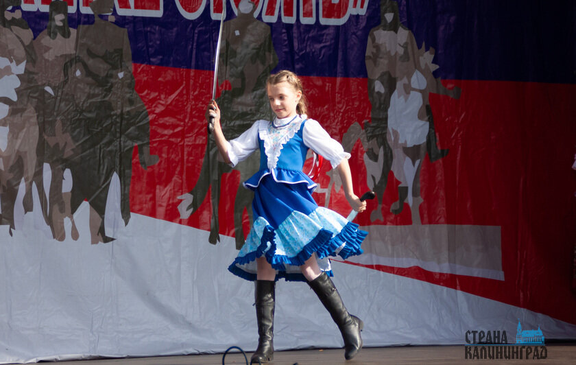 Фланкировка - мастерство владения шашкой | Фото: Маргарита Юркова