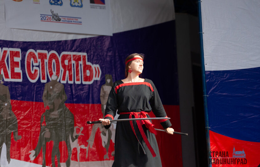 Фланкировка - мастерство владения шашкой | Фото: Маргарита Юркова