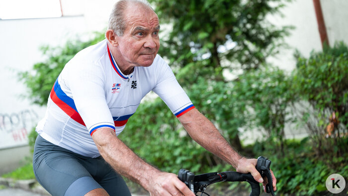 «Глаза на лоб — но догнать»: 69-летний калининградец Сергей Фадеев стал чемпионом России по велоспорту (фото) - Новости Калининграда | Фото: Александр Подгорчук / «Клопс»