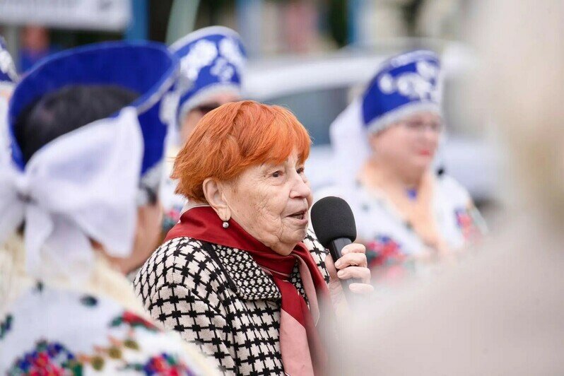 Мурал в Мамоново посвящен культурному коду города – рыбе и флоту | Фото: социальные сети губернатора Алексея Беспрозванных