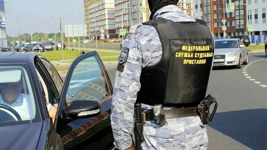 В Зеленоградске должник закрыл кредит почти на 800 тысяч после ареста счетов и ограничений на машину - Новости Калининграда | Фото: пресс-служба УФССП России по Калининградской области
