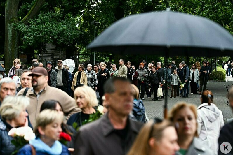 Провожали всем городом: в Калининграде простились с директором зоопарка Светланой Соколовой (фоторепортаж)   - Новости Калининграда | Фото: Александр Подгорчук / «Клопс»