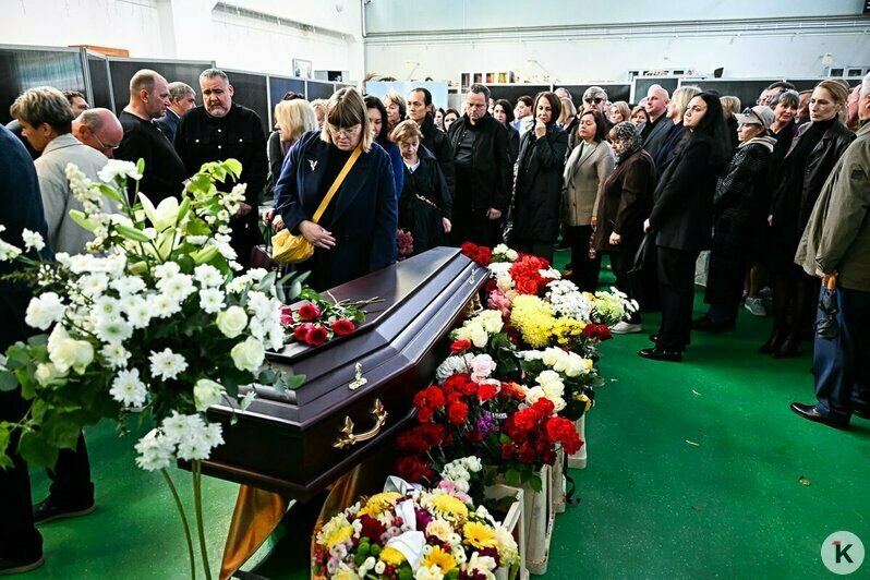 Провожали всем городом: в Калининграде простились с директором зоопарка Светланой Соколовой (фоторепортаж)   - Новости Калининграда | Фото: Александр Подгорчук / «Клопс»