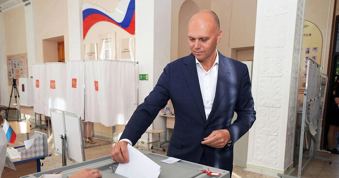 Губернатор Алексей Беспрозванных возглавлял список «Единой России» на выборах в областное Заксобрание   | Фото: правительство Калининградской области