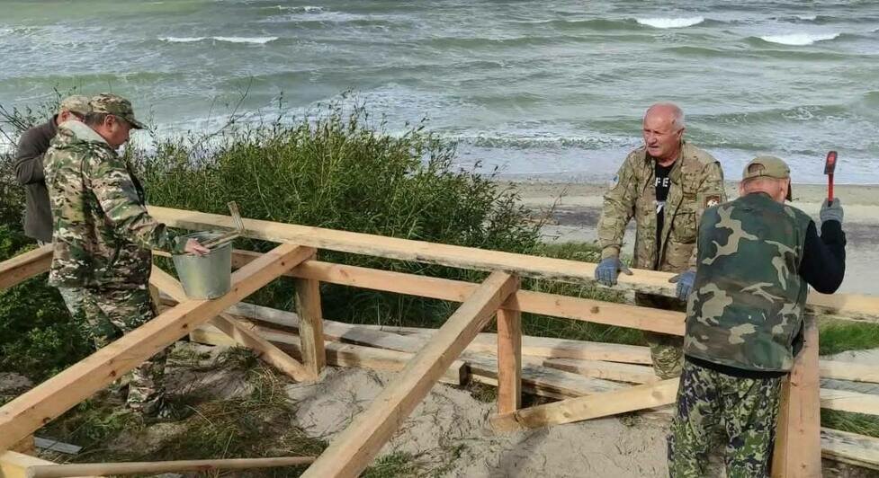 Туристов Куршской косы попросили временно не ходить к морю на 14 км - Новости Калининграда | Фото: канал национального парка «Куршская коса» / Телеграм