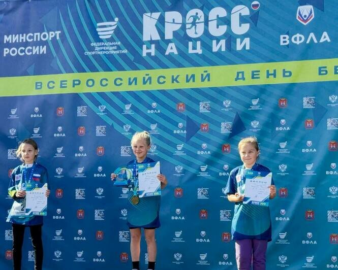 В конце соревнований победителям и призёрам вручили медали и грамоты. | Фото автора