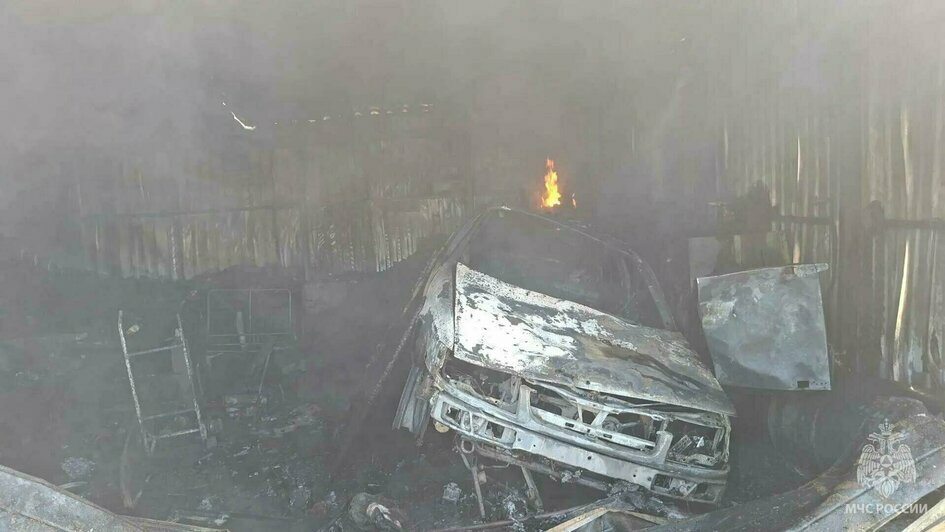 Спасение рыбака под Балтийском и взорвавшийся газовый баллон в Гурьевске: 9 событий, которые обсуждали в выходные   - Новости Калининграда | Фото: канал управления МЧС России по Калининградской области / Макс