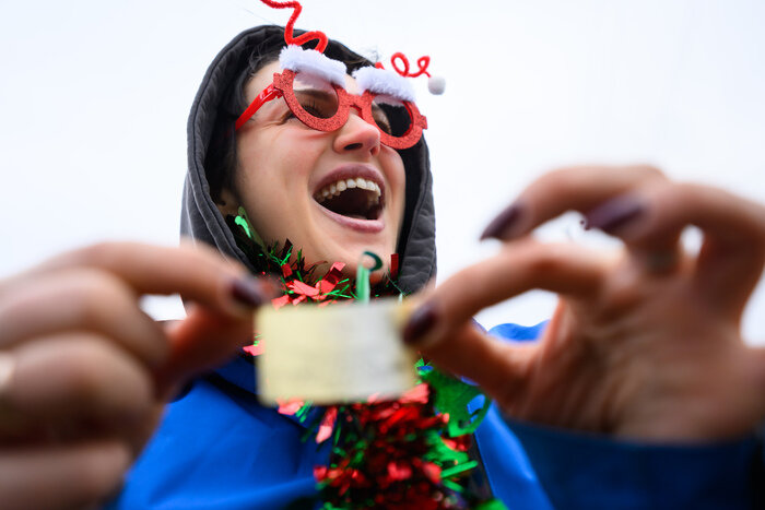 Грязь, азарт и костюмы: новогодний трофи-рейд под Калининградом (фоторепортаж)