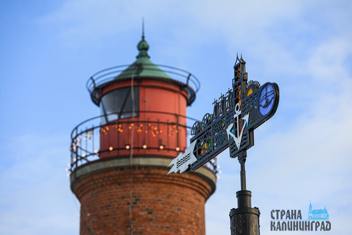 Заливинский маяк накрыла снежная зима: атмосферные фото