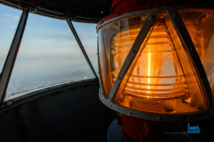 Заливинский маяк накрыла снежная зима: атмосферные фото