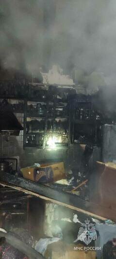 В Калининграде в СНТ «Победа» на улице Экскаваторной выгорел частный дом - Новости Калининграда | Фото: МЧС