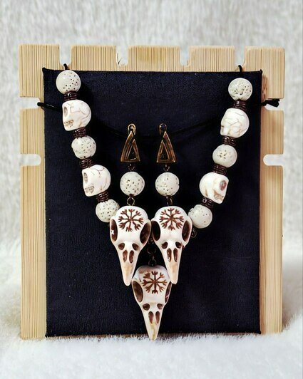 Авторские украшения. | Фото: архив героя публикации