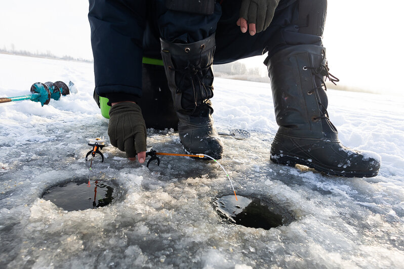 Безопасные 15 сантиметров: как в Калининграде следят за толщиной льда (фоторепортаж)  - Новости Калининграда | Фото: Александр Подгорчук / «Клопс»