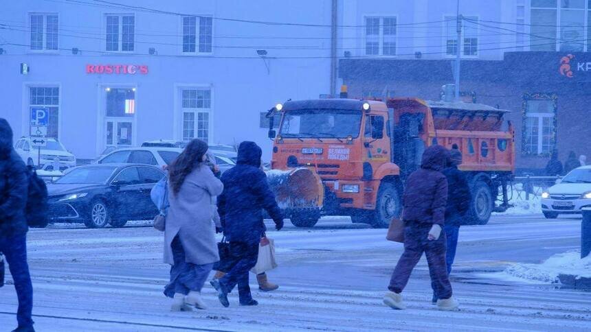 По словам сити-менеджера, «Чистота» вновь заряжена работать всю ночь  | Фото: тг-канал Елены Дятловой 