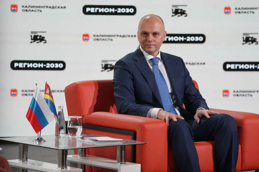 Алексей Беспрозванных провёл открытый диалог в Национальном центре «Россия» | Фото: пресс-служба правительства Калининградской области