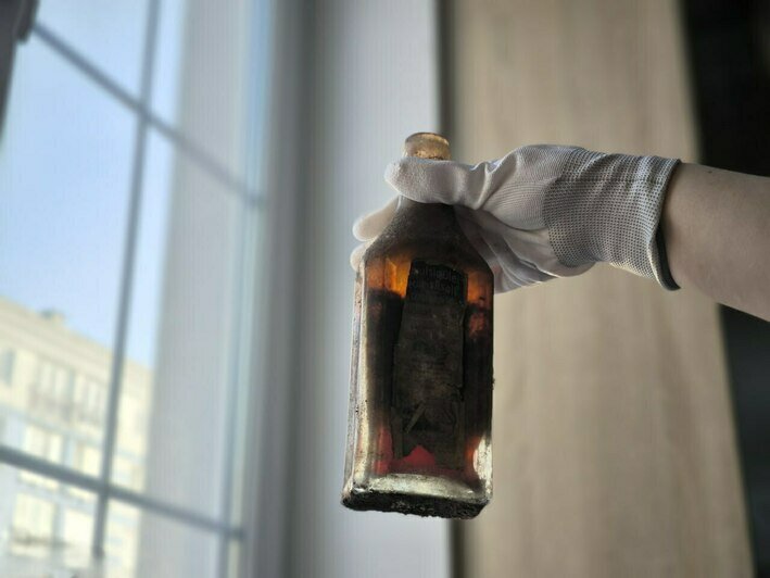 «Клад» в камине: на одном из калининградских бастионов нашли загадочные бутылки (фото) - Новости Калининграда | Фото: Музей Мирового океана