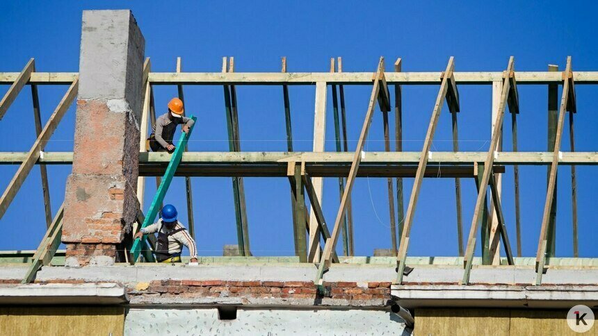 Кому ждать ремонта крыши в 2026 году: список адресов в Калининграде и области - Новости Калининграда | Фото: Александр Подгорчук / Архив «Клопс»