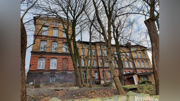 На Клинической планируют отремонтировать корпус старинной больницы, который «опух» из-за конструктивной ошибки - Новости Калининграда | Фото: Prussia39.ru