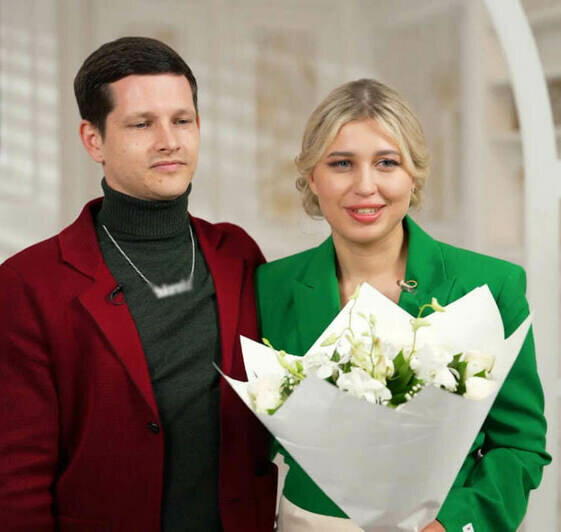 В шоу «Четыре свадьбы» на «Пятнице» победила гинеколог, отпраздновавшая торжество на «Ростех Арене» - Новости Калининграда | Фото: кадры из передачи