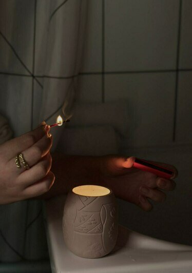 Работы мастера - свечи. | Фото: архив героя публикации