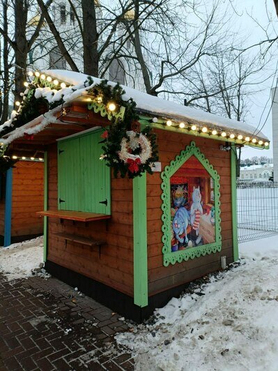 На грани разорения, перга и трое штанов: как выживают уличные продавцы в калининградские морозы (фото, видео) - Новости Калининграда | Фото: «Клопс»