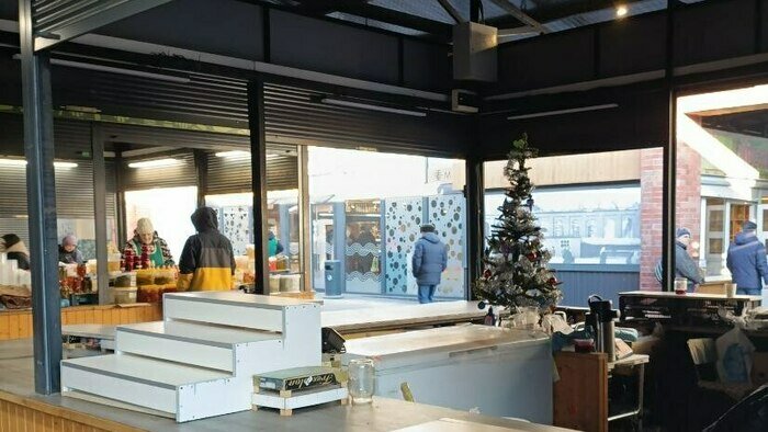 «Выживаем в трёх куртках»: на калининградском Центральном рынке из-за морозов не продают фрукты и овощи (фото)   - Новости Калининграда | Фото: «Клопс»