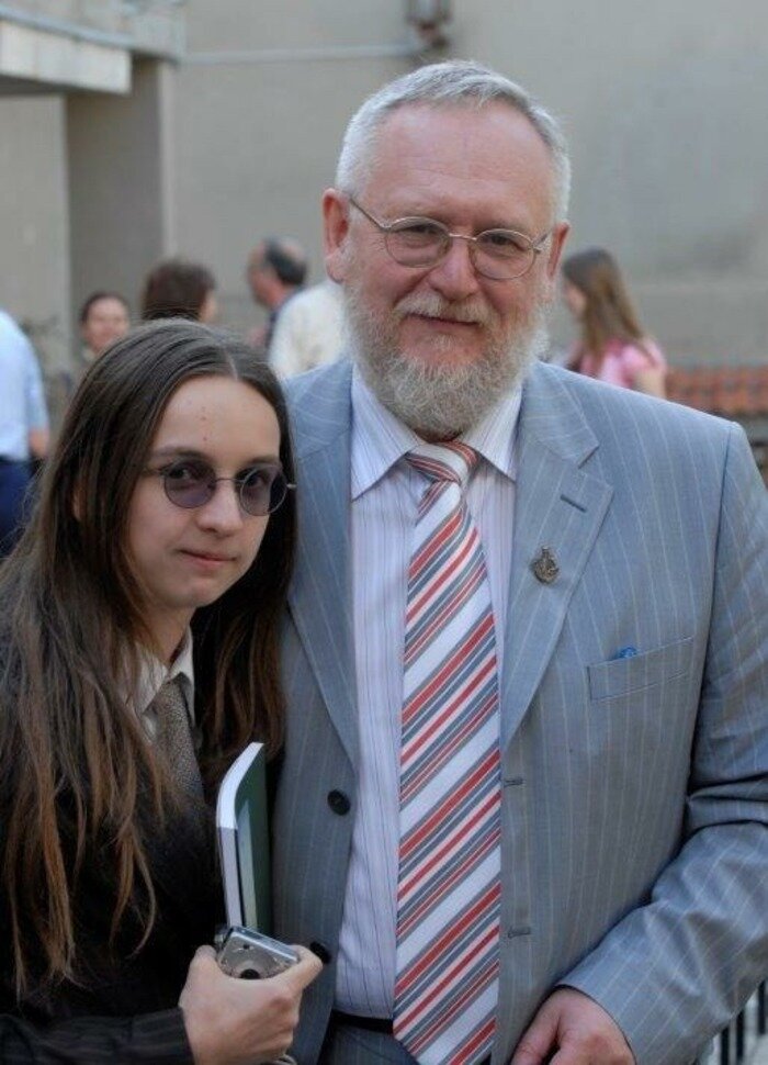 Дочка Саша тоже творческий человек, она стала органисткой | Фото: архив героя публикации