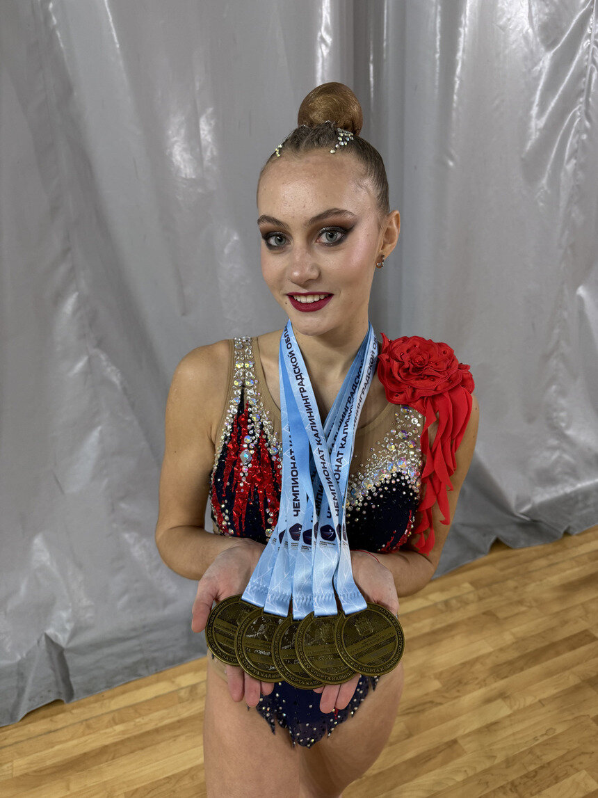 Мария Веневцева - абсолютная победительница чемпионата Калининградской области по художественной гимнастике. | Фото: архив героини публикации 