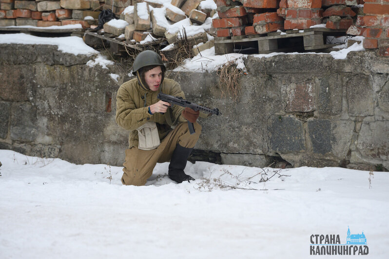 Зима 45-го: уличный бой за Лабиау - реконструкция в Полесске (фото)