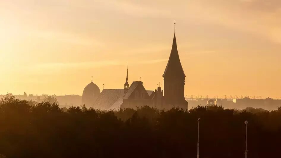 Два собора и лестница в Третьяковке: восемь из ста лучших фотографий 2025 сделаны в Калининградской области — 2ГИС   - Новости Калининграда | Фото: Максим Стратьев / 2ГИС