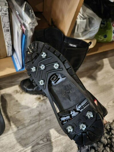 «Дайте Елене коньки и лопату, пусть отрабатывает»: калининградцы возмущены ледяной коркой на улицах - Новости Калининграда