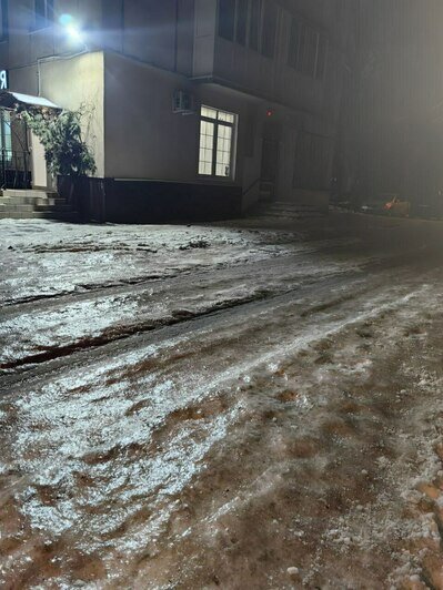 «Дайте Елене коньки и лопату, пусть отрабатывает»: калининградцы возмущены ледяной коркой на улицах - Новости Калининграда