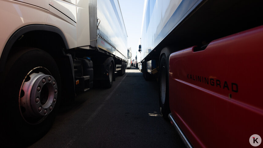 Литовский лимит в 200 литров топлива на грузовик грозит подорожанием перевозок в Калининград — транспортник   - Новости Калининграда | Фото: Александр Подгорчук / Архив «Клопс»