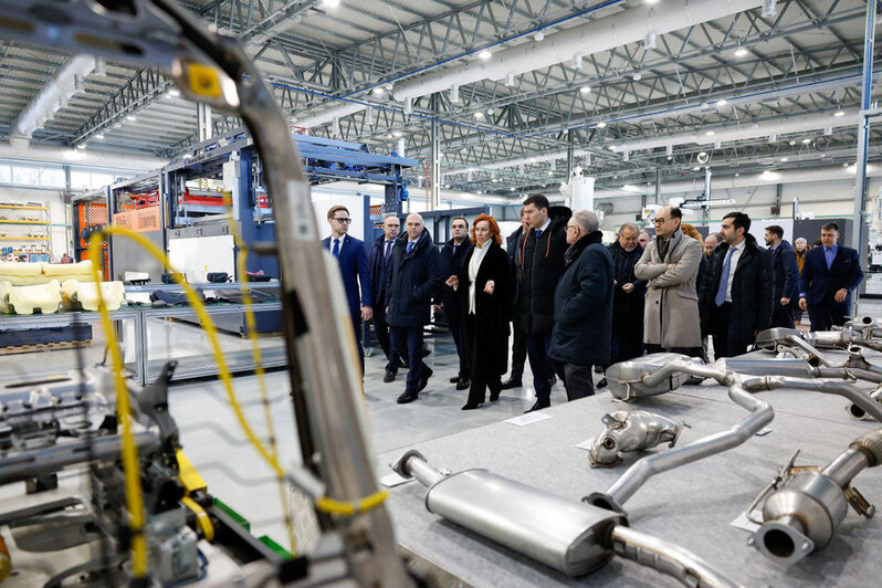 Беспрозванных и Алиханов открыли в Калининградской области сразу семь заводов - Новости Калининграда | Фото: Министерство промышленности и торговли РФ