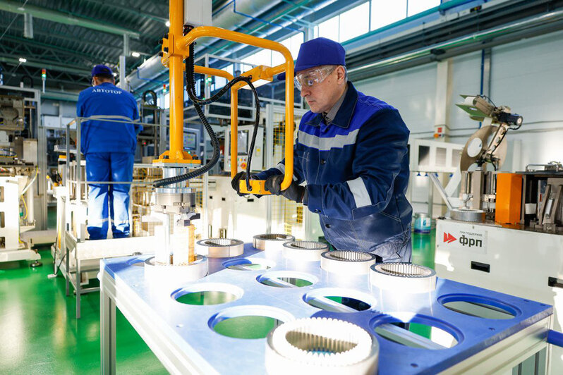 Беспрозванных и Алиханов открыли в Калининградской области сразу семь заводов - Новости Калининграда | Фото: Министерство промышленности и торговли РФ