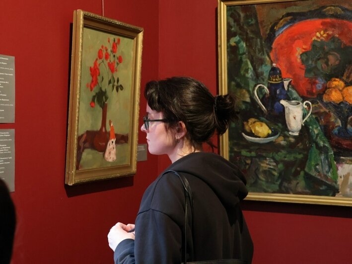 «Пространство бесконечных оттенков»: в Калининграде открылась выставка, посвящённая самому неоднозначному цвету - Новости Калининграда | Фото: Калининградский музей изобразительных искусств