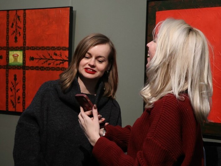 «Пространство бесконечных оттенков»: в Калининграде открылась выставка, посвящённая самому неоднозначному цвету - Новости Калининграда | Фото: Калининградский музей изобразительных искусств