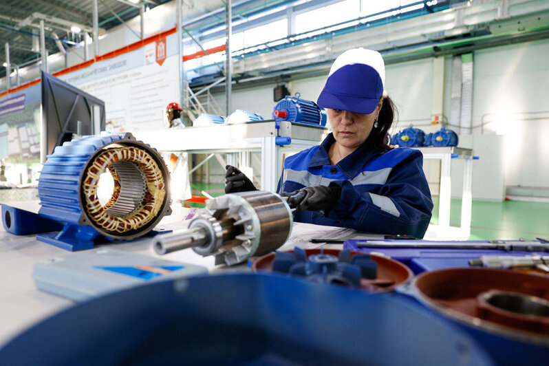 Беспрозванных и Алиханов открыли в Калининградской области сразу семь заводов - Новости Калининграда | Фото: Министерство промышленности и торговли РФ