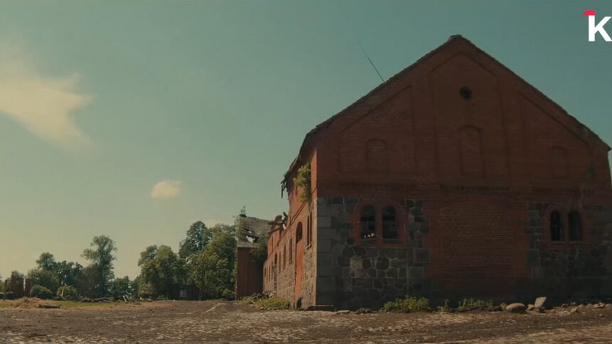 Собственника заставят отремонтировать старинный конезавод в Доваторовке, где недавно произошёл пожар - Новости Калининграда | Фото: архив «Клопс»