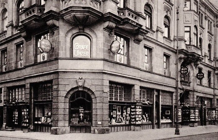 Книжный магазин Grafe und Unzer, Paradeplatz