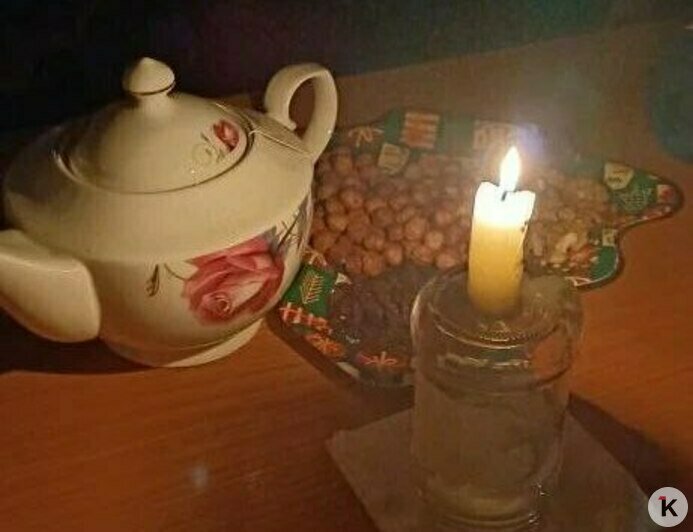 СНТ «Радуга» продолжает замерзать при свечах: электричество частично отключают каждые три часа   - Новости Калининграда | Фото: Максим