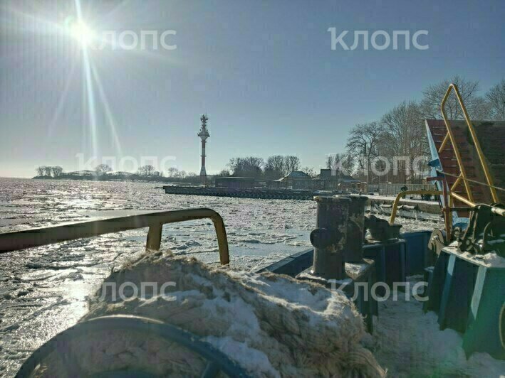 Из Балтийска на косу отошёл первый за два дня рейсовый паром (фото, видео) - Новости Калининграда | Фото: очевидцы