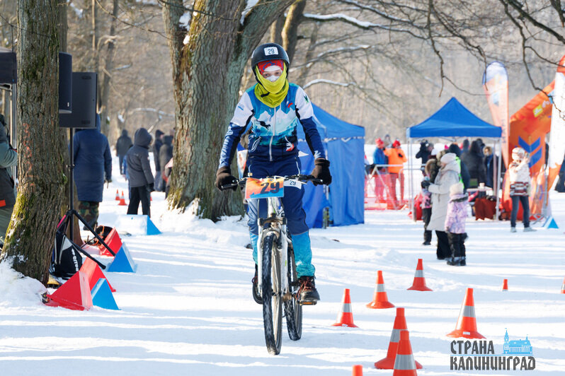 На празднике прошел лыжный забег и соревнования по триатлону | Фото: Александр Мелехов