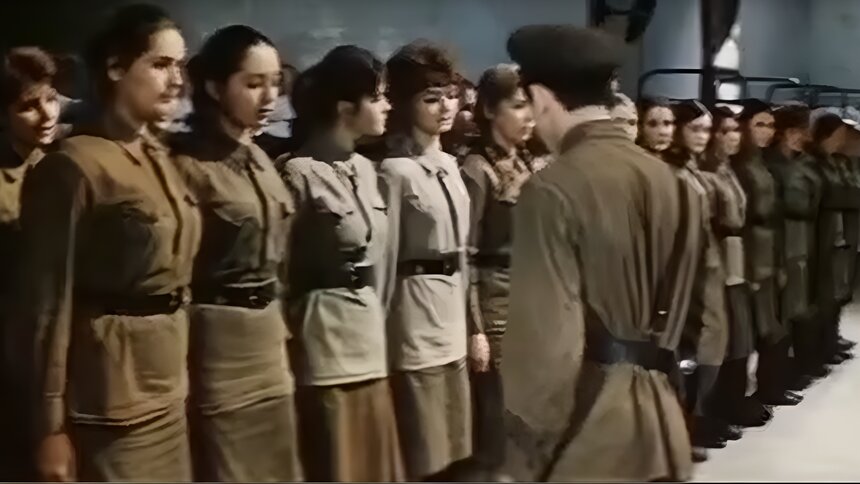 «О тех, кого помню и люблю»: как в Калининградской области снимали военную драму с Васильевой и Золотухиным - Новости Калининграда | Кадр из фильма «О тех, кого помню и люблю»