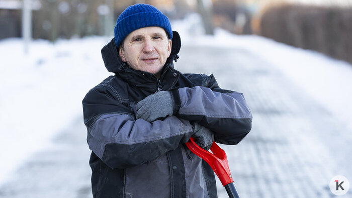 «Либо я сошла с ума, либо это наш Сергей»: как дворник из Калининграда стал популярным модным блогером (фото, видео)   - Новости Калининграда | Фото: Александр Подгорчук / «Клопс»